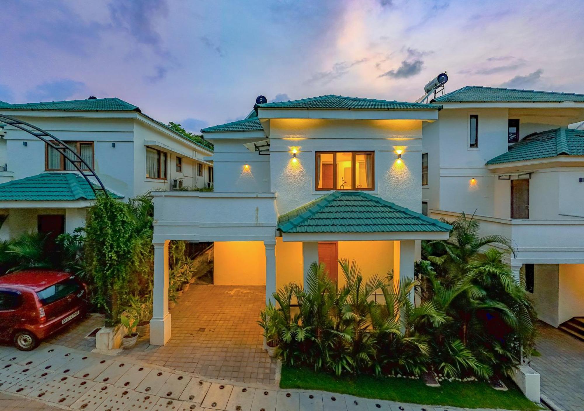 Villa Elivaas 3 Bhk With Pvt Pool - Azalea à Siolim Extérieur photo