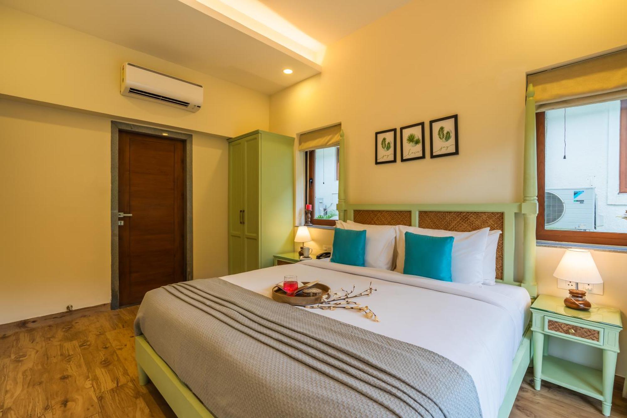 Villa Elivaas 3 Bhk With Pvt Pool - Azalea à Siolim Extérieur photo
